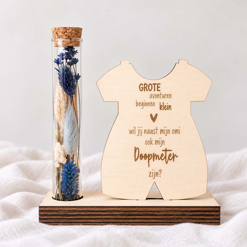 houten doopmeter-geschenk met bloemen