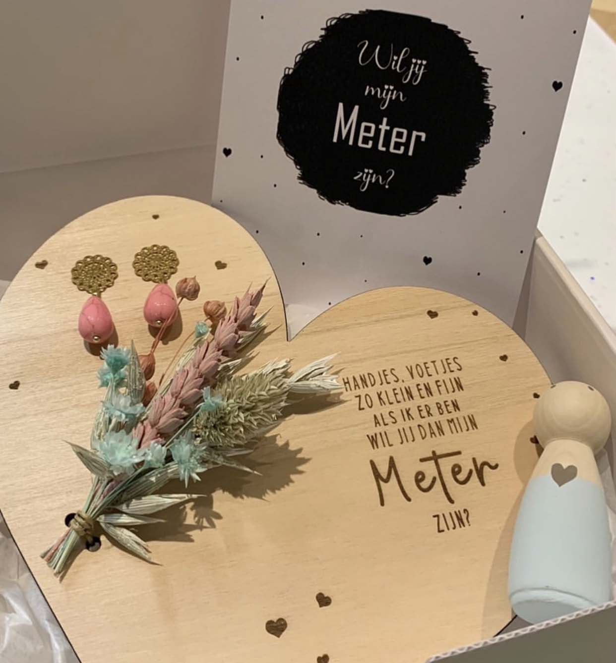 geschenkbox hartje houten poppetje