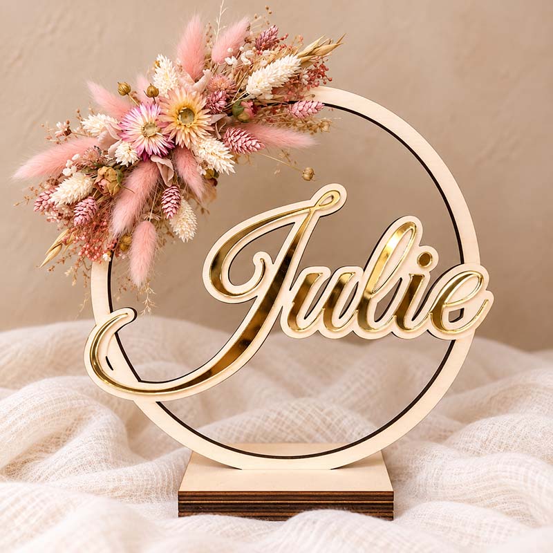 elegante houten naamcirkel judie met droogbloemen